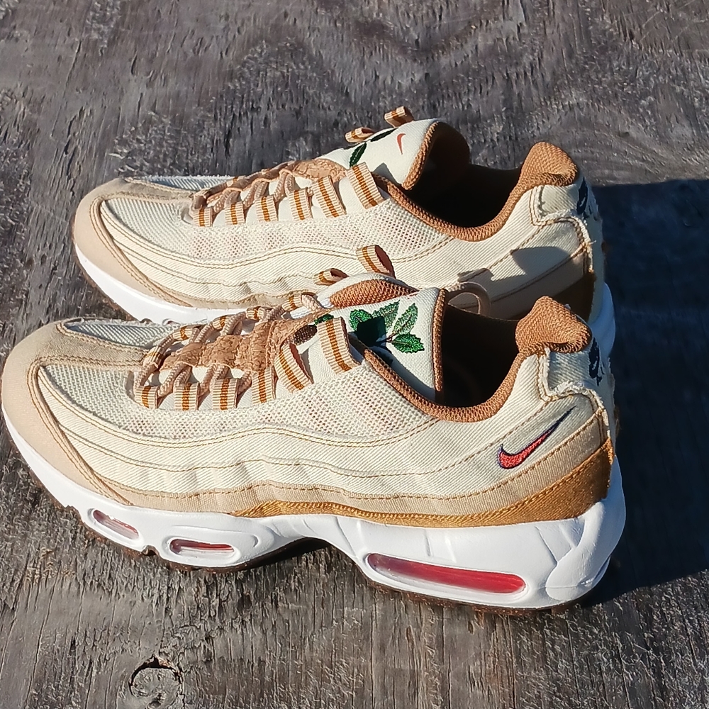 Nike Beige and Brown Athletic Shoes